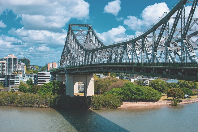 le story bridge est le pont le plus ancien de Brisbane dans le Queesland